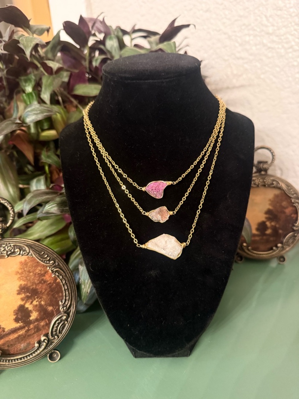 New made in necklace ms in show